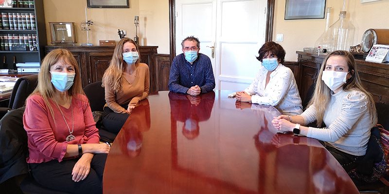 Los residentes de Enfermería Familiar y Comunitaria de Cuenca completan su formación en Salud Pública en la Delegación de Sanidad