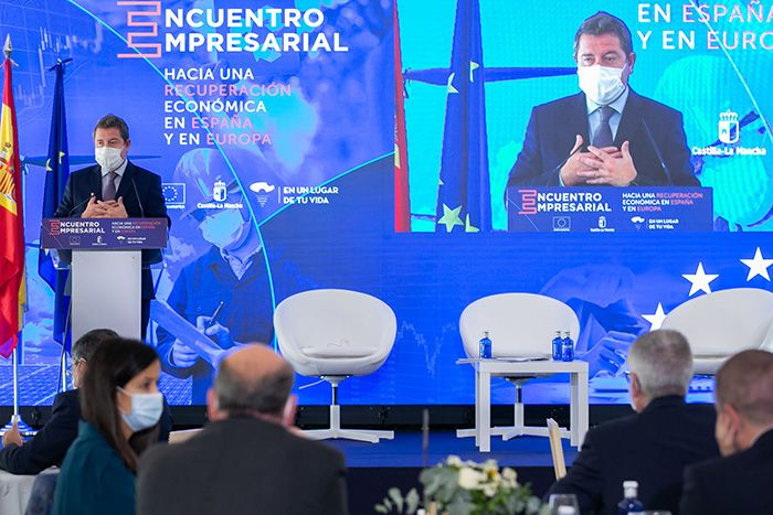 Page plantea a los empresarios un “contrato institucional” para aprovechar los fondos europeos con la perspectiva de “dos generaciones” 3 Page plantea a los empresarios un “contrato institucional” para aprovechar los fondos europeos con la perspectiva de “dos generaciones”