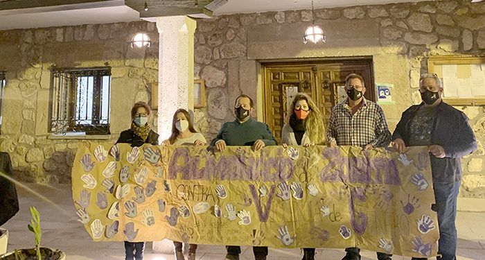 Almonacid muestra su repulsa a la violencia de género 1 Almonacid muestra su repulsa a la violencia de género