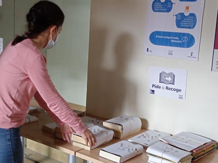 Cerca de 3.000 usuarios han utilizado el servicio ‘Pide y Recoge’ del servicio de Bibliotecas públicas del Gobierno regional