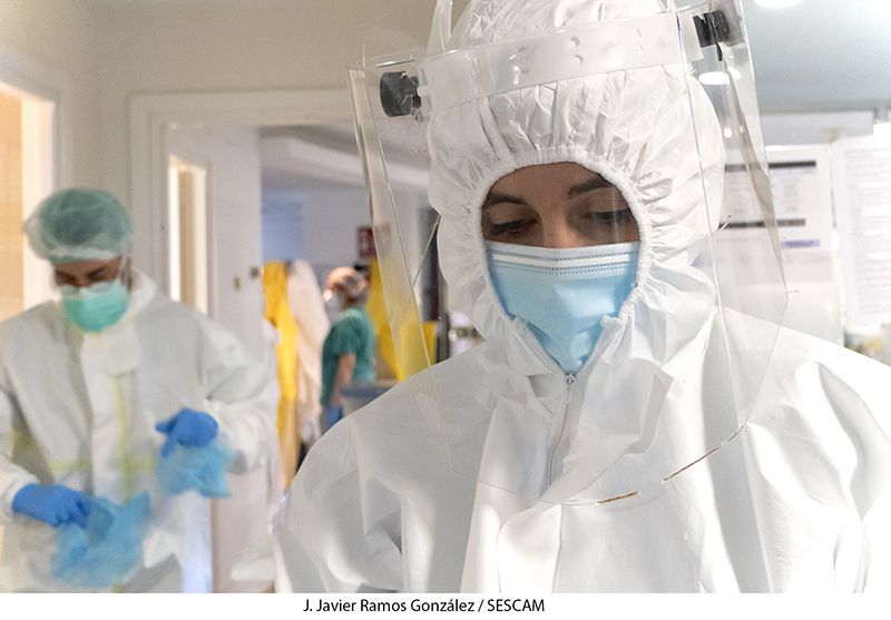 Desde el inicio de la pandemia, el SESCAM ha reforzado la plantilla sanitaria en Guadalajara con la contratación de 752 profesionales