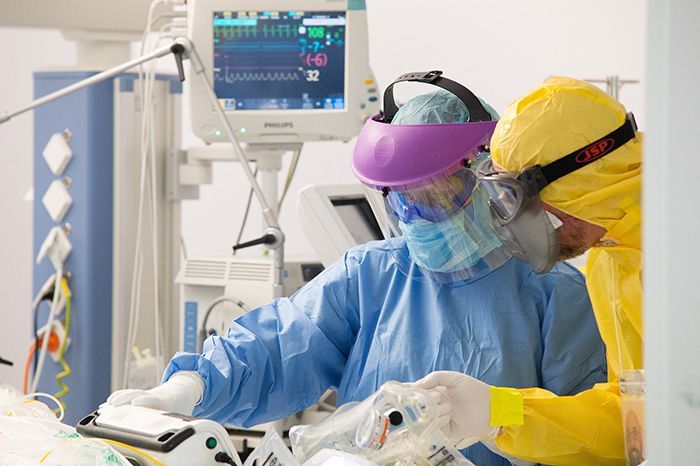 Domingo 15 de noviembre Tres fallecidos en Cuenca y uno en Guadalajara por coronavirus en una jornada con un notable descenso en los contagios