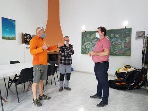 El Ayuntamiento de Huete cede un local al Club Parapente Caracenilla