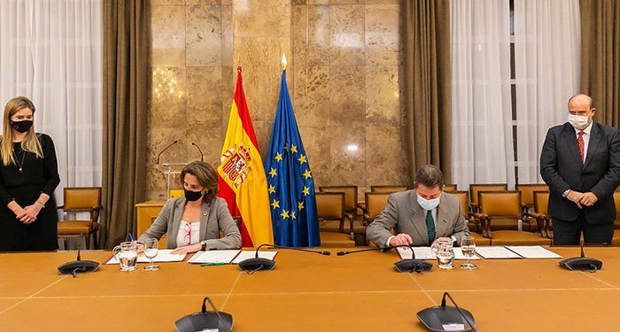 El Gobierno de Castilla-La Mancha, el MITECO, la FEMP y AMAC firman el protocolo de actuación para la elaboración del Convenio de Transición Justa de Zorita 1 El Gobierno de Castilla-La Mancha, el MITECO, la FEMP y AMAC firman el protocolo de actuación para la elaboración del Convenio de Transición Justa de Zorita