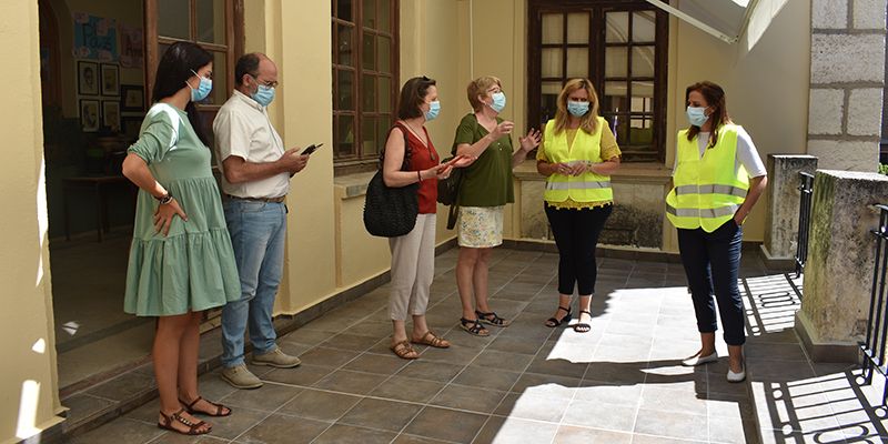 El Gobierno regional incorpora a 73 docentes a los centros educativos de la provincia de Cuenca para implantar el programa Refuerza-T