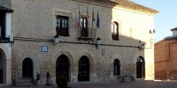 El PP de Villamayor de Santiago pide al Ayuntamiento que obsequie a los agricultores con cheques para usar en los comercios locales