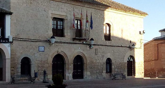 El PP de Villamayor de Santiago pide al Ayuntamiento que obsequie a los agricultores con cheques para usar en los comercios locales 1 El PP de Villamayor de Santiago pide al Ayuntamiento que obsequie a los agricultores con cheques para usar en los comercios locales