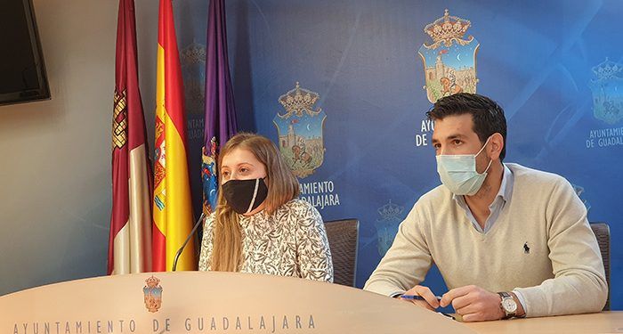 El PP denuncia que Alberto Rojo está convirtiendo el Ayuntamiento de Guadalajara en una agencia de colocación de cargos del PSOE