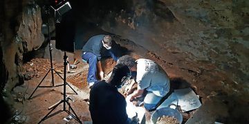 Finaliza la campaña de excavaciones en la Cueva de «Los Casares»