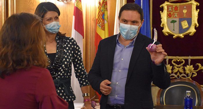 La campaña del ajo puesta en marcha por Diputación de Cuenca ha recibido 3,8 millones de impresiones y 164.053 clics 1 La campaña del ajo puesta en marcha por Diputación de Cuenca ha recibido 3,8 millones de impresiones y 164.053 clics