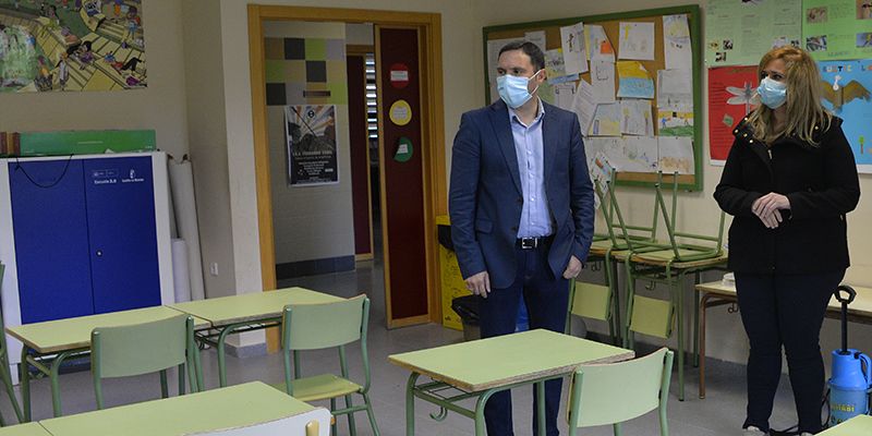 La Diputación de Cuenca prorroga las ayudas para la limpieza de colegios de la provincia hasta que finalice el curso escolar