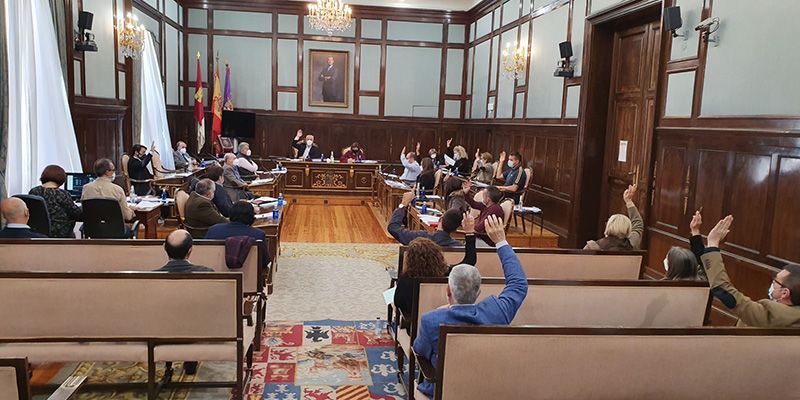 La Diputación de Guadalajara aprueba ubicar oficinas de recaudación en los ayuntamientos de Molina y Sigüenza