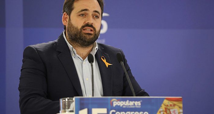 Núñez: “Vamos a pelear con uñas y dientes para derogar la reforma educativa del PSOE de Sánchez y Page” 1 Paco Núñez