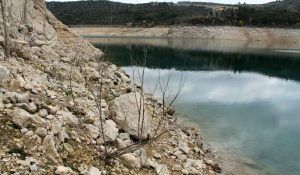 Rescatan el cuerpo sin vida de un hombre de 43 años tras volcar la embarcación en la que viajaba por Entrepeñas