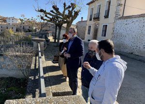 Robles visita Mirabueno para conocer de primera mano las necesidades del municipio