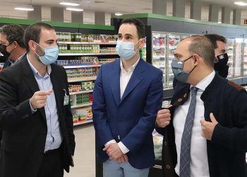 Salinas felicita a Mercadona en la apertura de su nuevo supermercado de Cabanillas