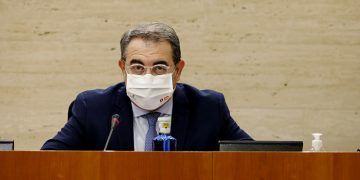Sanidad seguirá invirtiendo en infraestructuras, tecnología, Salud Pública y profesionales sanitarios a pesar del COVID-19