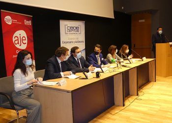 AJE Cuenca inicia las emisiones de su documental ‘espíritu aje’ en el teatro auditorio