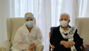 Araceli Rosario Hidalgo, la primera persona vacunada en España del Covid