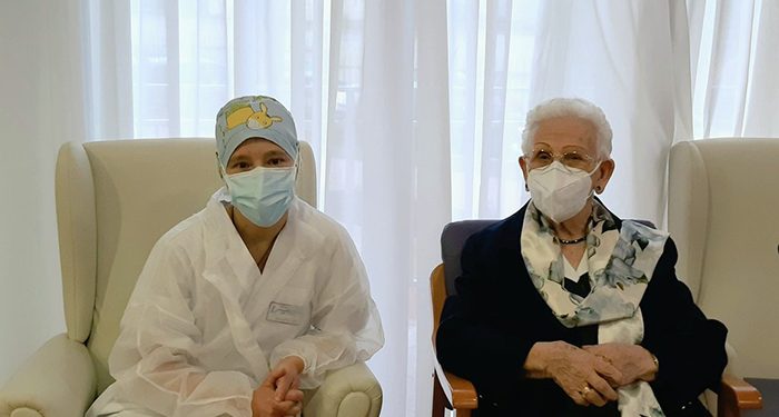 Araceli Rosario Hidalgo, la primera persona vacunada en España del Covid