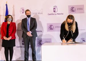 Cuenca y Sigüenza firman para recibir 1,82 y 1,4 millones de euros con el objetivo de potenciar el turismo