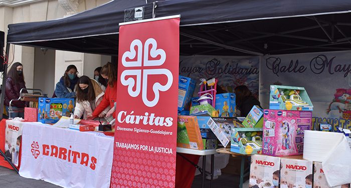 El Ayuntamiento de Guadalajara colabora con ‘Calle Mayor Solidaria’ y anima a la ciudadanía a participar para que en todos los hogares haya un juguete en Reyes