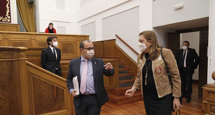 El Gobierno regional destinará 10 millones de euros para el desarrollo de infraestructuras escolares deportivas