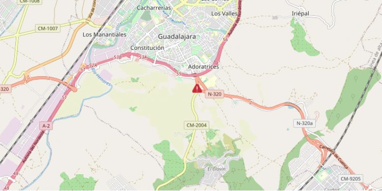 Fallece una mujer de 101 años en un accidente de tráfico en Guadalajara y cinco personas resultan heridas