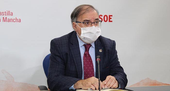 Mora critica las enmiendas “al peso” del PP al pre-supuesto de la Junta para 2021 y su falta de inte-rés para negociar 1 Fernando Mora