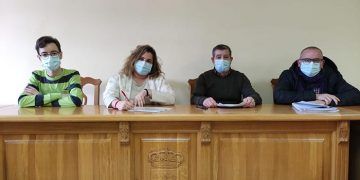 Firmados los convenios colectivos del Personal Laboral de los ayuntamientos de Talayuelas y Fuente de Pedro Naharro