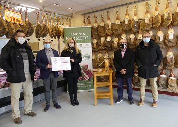 Jamones Bermejo recibe su premio Gran Selección de Castilla-La Mancha en la categoriá de Jamón Serrano