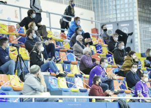 Javi Díaz agua la fiesta del Quabit ante su afición