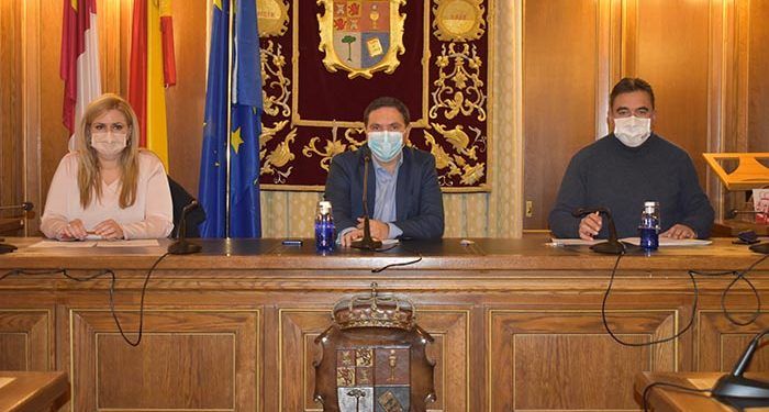 La Diputación de Cuenca y la Junta valoran positivamente los 9 millones de euros invertidos en caminos de 238 municipios y 4 EATIM 1 La Diputación de Cuenca y la Junta valoran positivamente los 9 millones de euros invertidos en caminos de 238 municipios y 4 EATIM