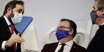 Núñez avanza que el PP-CLM trabajará en proyectos con mayor cuantía económica y que lleguen a muchos más castellano-manchegos de la mano de los Fondos Europeos