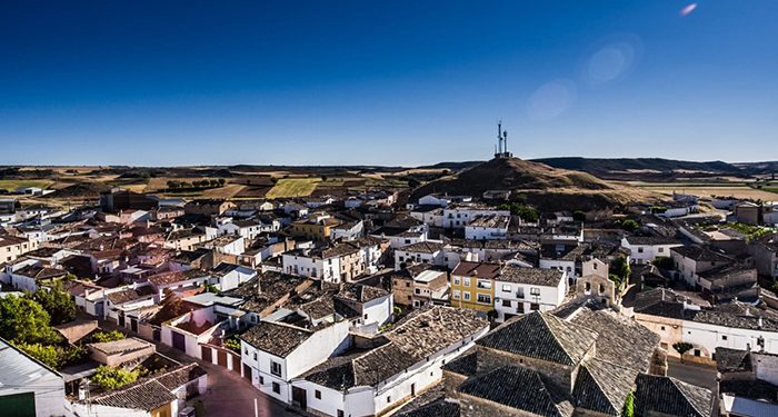 Los vecinos de Olmeda del Rey están aislados sin teléfono desde el pasado 23 de diciembre y ni siquiera pueden llamar al 112 1 Olmeda del Rey