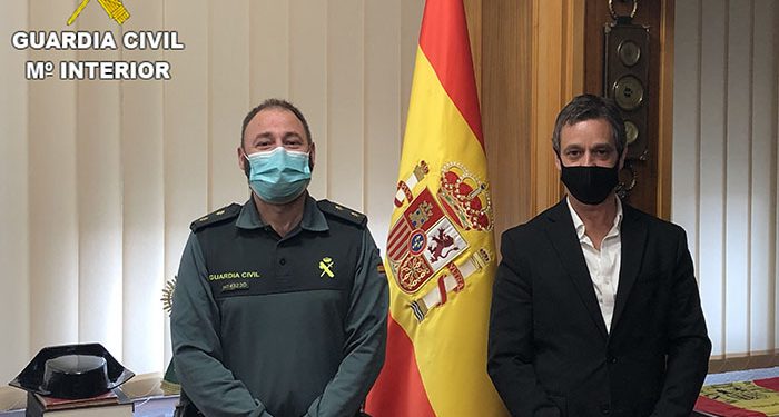 Primera reunión del nuevo director del centro penitenciario de Cuenca y el jefe de la Comandancia de la Guardia Civil 1 Primera reunión del nuevo director del centro penitenciario de Cuenca y el jefe de la Comandancia de la Guardia Civil