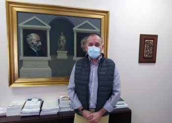 Carlos Molina vuelve a repetir como presidente del Ilustre Colegio de Médicos de Cuenca