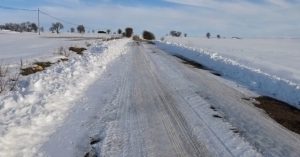El PP pide a la Junta que agilice el arreglo de la carretera Villaescusa-Rada, cada vez más deteriorada e intransitable