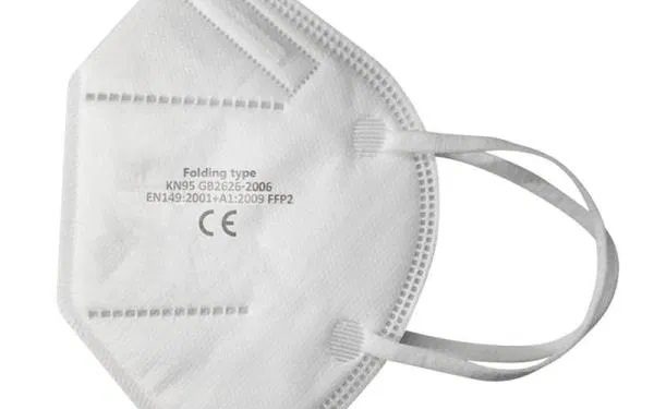 CCOO pide que se proporcionen mascarillas FFP2 y se priorice la vacuna a las auxiliares de Ayuda a Domicilio