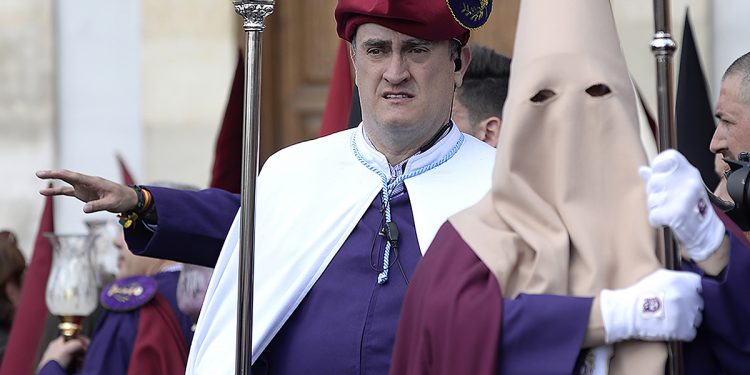 Antonio Abarca: A falta de desfiles, trabajamos en exposiciones: Carteles y Pregoneros, el Arte de la Pasión y Desfile Procesional de España 1 CREATOR: gd-jpeg v1.0 (using IJG JPEG v62), quality = 100