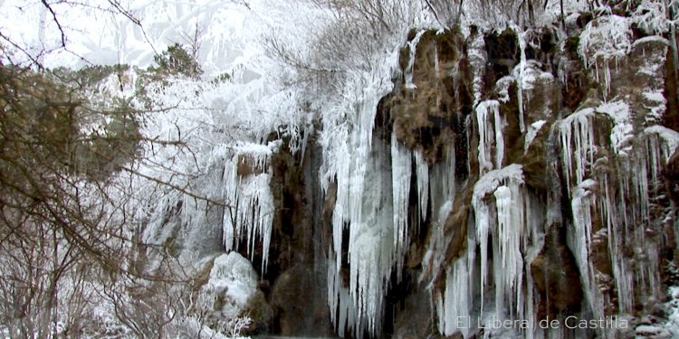 El Gobierno regional pide a la ciudadanía extremar la precaución al salir a la calle o transitar por carretera ante la bajada de temperaturas 1 Nacimiento del Río Cuervo