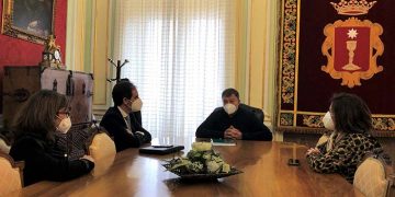 Dolz y Sánchez se comprometen a continuar colaborando para potenciar del desarrollo social, económico y académico de Cuenca