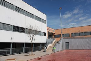El Ayuntamiento de Cabanillas habilita duchas y agua en el Polideportivo del Colegio La Senda para los afectados por las tuberías congeladas