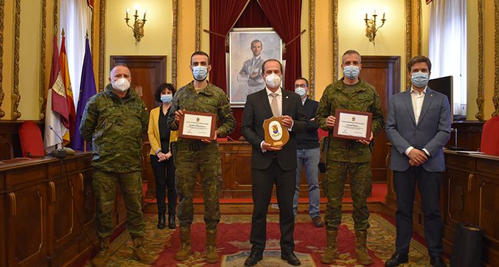 El Ayuntamiento de Guadalajara agradece al Ejército su colaboración en la retirada de hielo y nieve en la ciudad tras el paso de ‘Filomena’