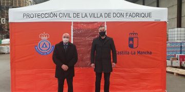 El Gobierno regional distribuye tiendas de campaña para primeros auxilios a 16 agrupaciones de voluntarios de Protección Civil