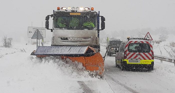 La nieve afecta a cuatro rutas escolares en Cuenca dejando a 11 escolares sin clase 1 El Gobierno regional supera las 4.500 toneladas de sal esparcidas en la Red Regional de Carreteras para hacer frente al temporal ‘Filomena’