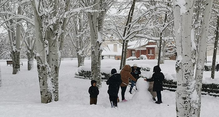 La nieve sigue dejando en Guadalajara estampas históricas…., pero empieza a ser peligroso