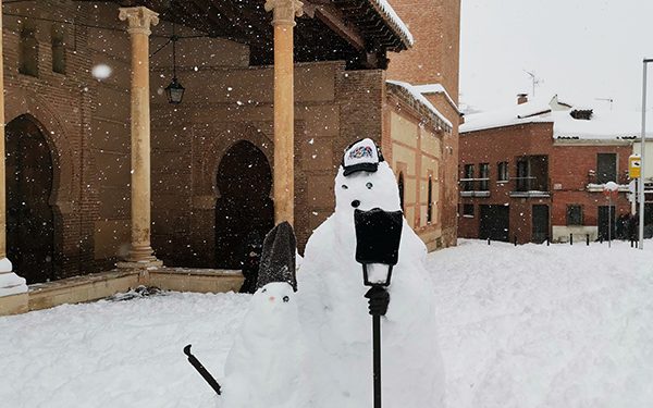 La nieve sigue dejando en Guadalajara estampas históricas…., pero empieza a ser peligroso