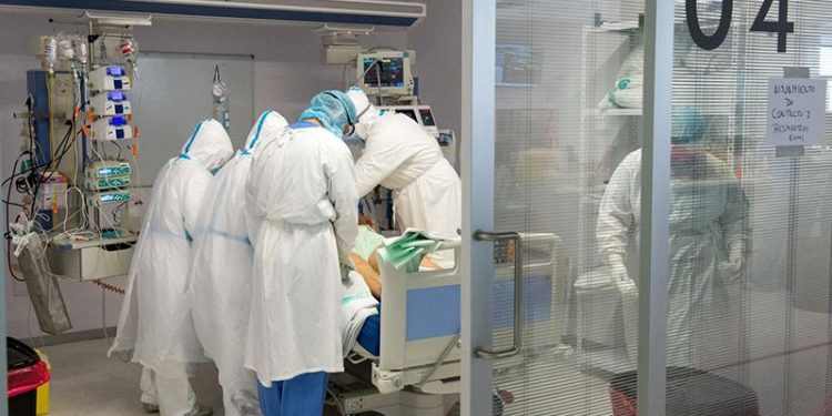 Jueves 7 de enero Un fallecido a causa del coronavirus en Guadalajara y 220 nuevos contagios en Cuenca