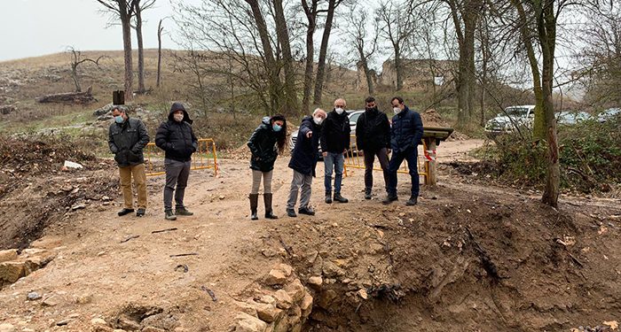 La Diputación de Cuenca invierte 50.000 euros en restaurar el puente romano ‘Los baños’ enclavado en Saelices